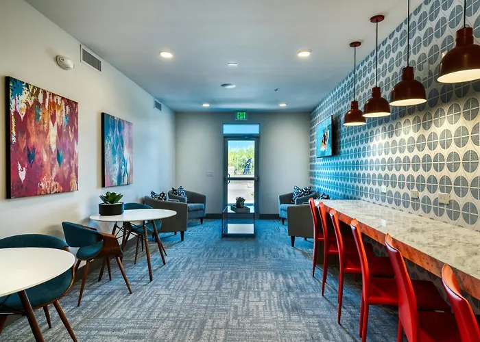 Cozysuites At Cuvee Apartment Glendale