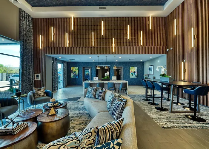 Cozysuites At Cuvee Glendale