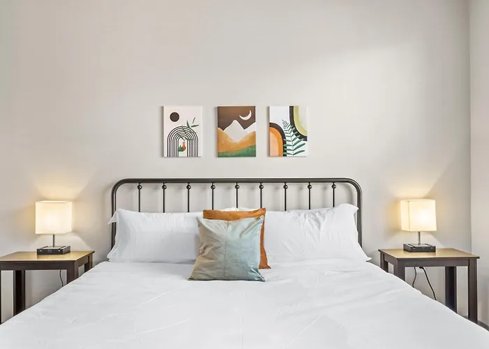 Apartment Cozysuites At Cuvee Glendale
