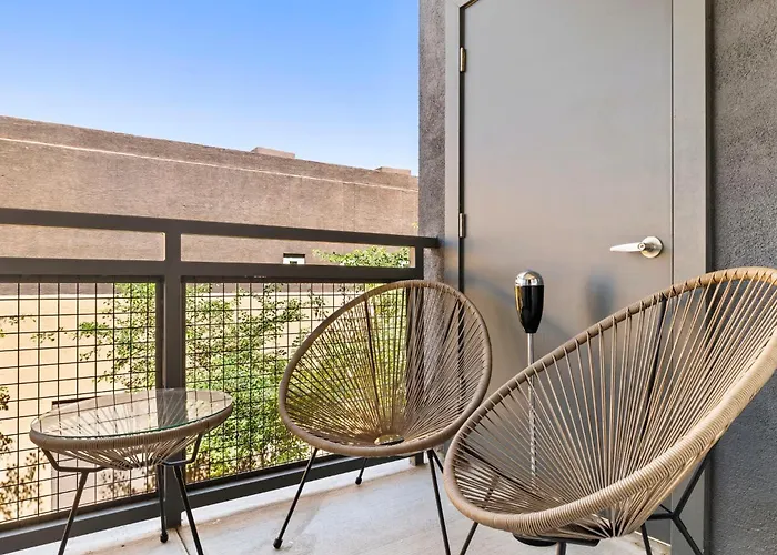 Cozysuites At Cuvee Glendale