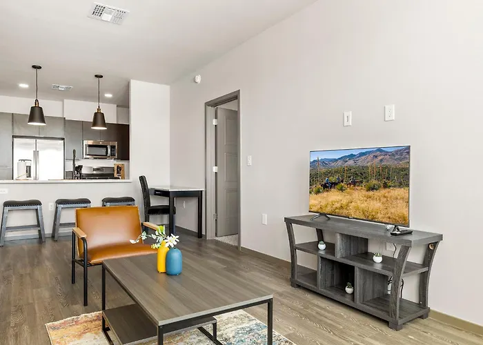 Cozysuites At Cuvee Apartment *